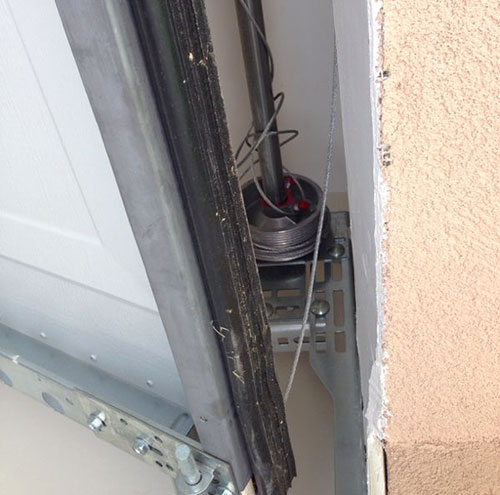 Garage Door Cable Tracks in Arizona
